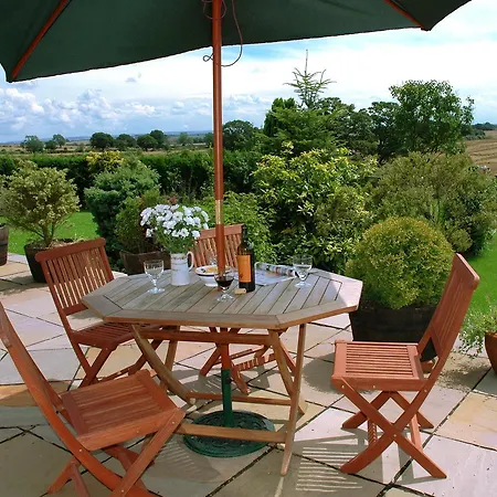 Hazelwood Farm Couette-café 4*