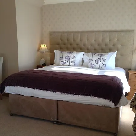 Hazelwood Farm 4*