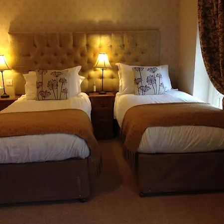 Hazelwood Farm 4*